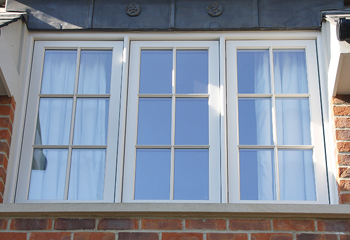 Edwardian Stepped Back casement in Little Greene 151