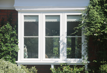 Cottage Style casement bay with one horizontal glazing bar