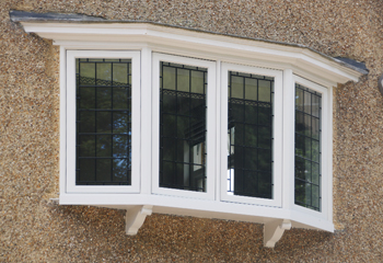 unusual Edwardian shallow bay with exquisite lead pattern